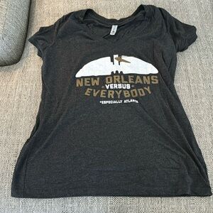 Saints vs everybody women’s tshirt